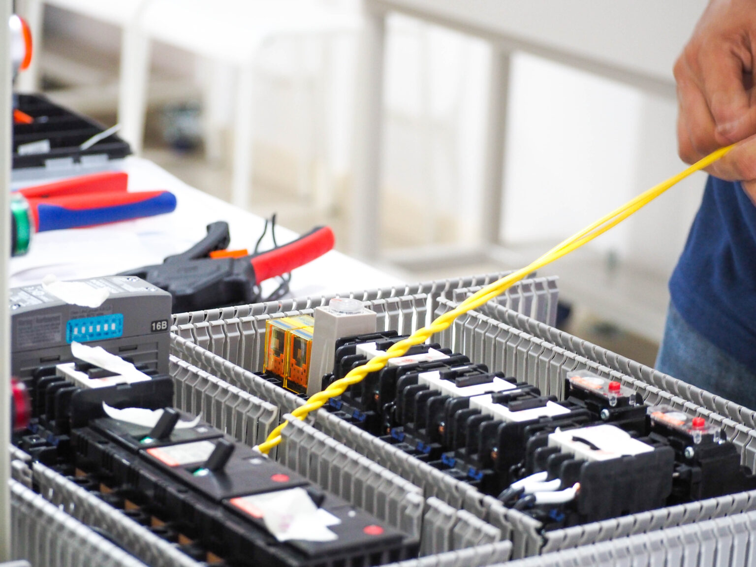 Course JFAC Assy and Wiring Control Panel Course (AWP) - JFAC ENGINEERING